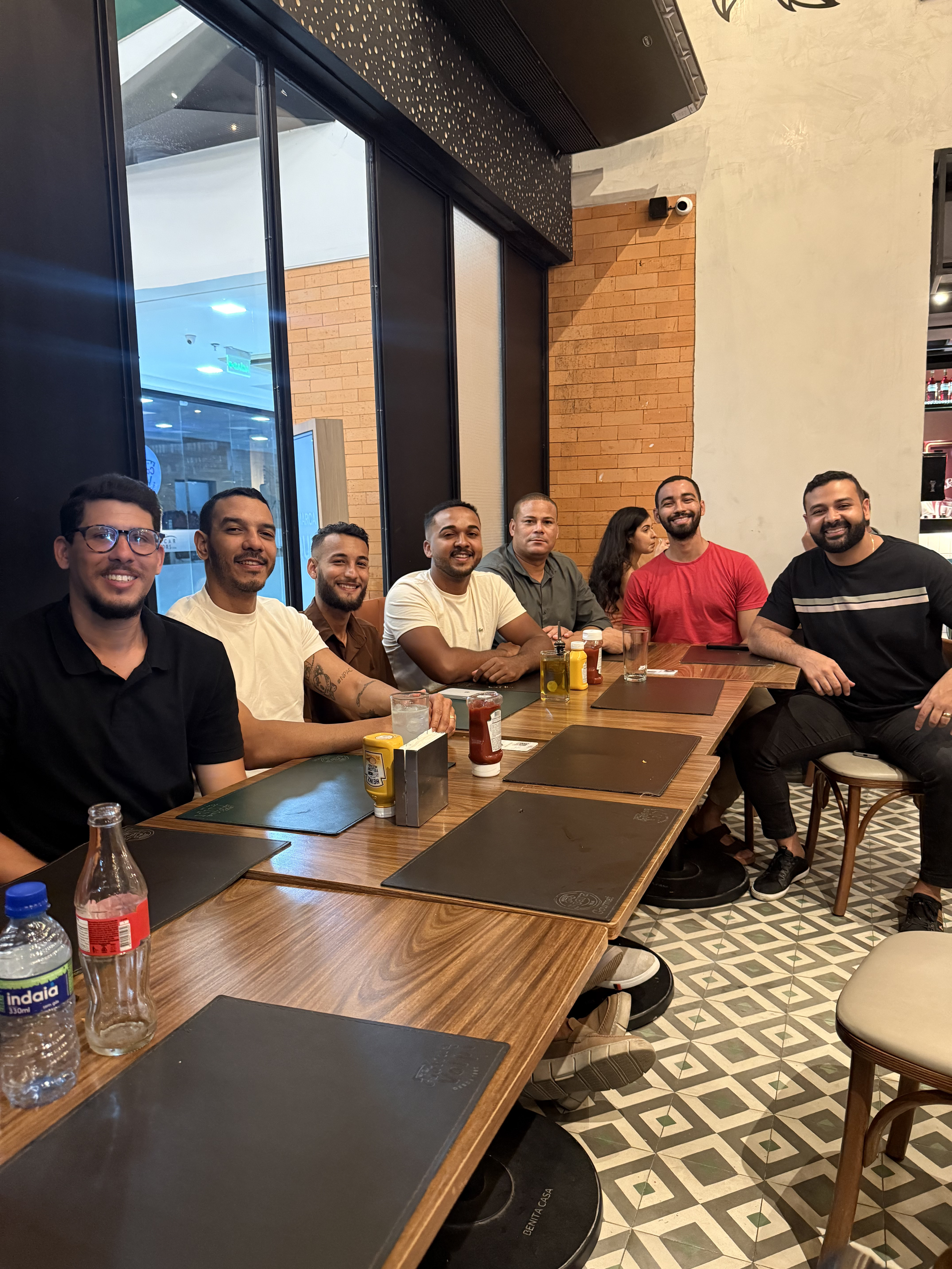Equipe de Fisioterapeutas da Núcleo em reunião de alinhamento
