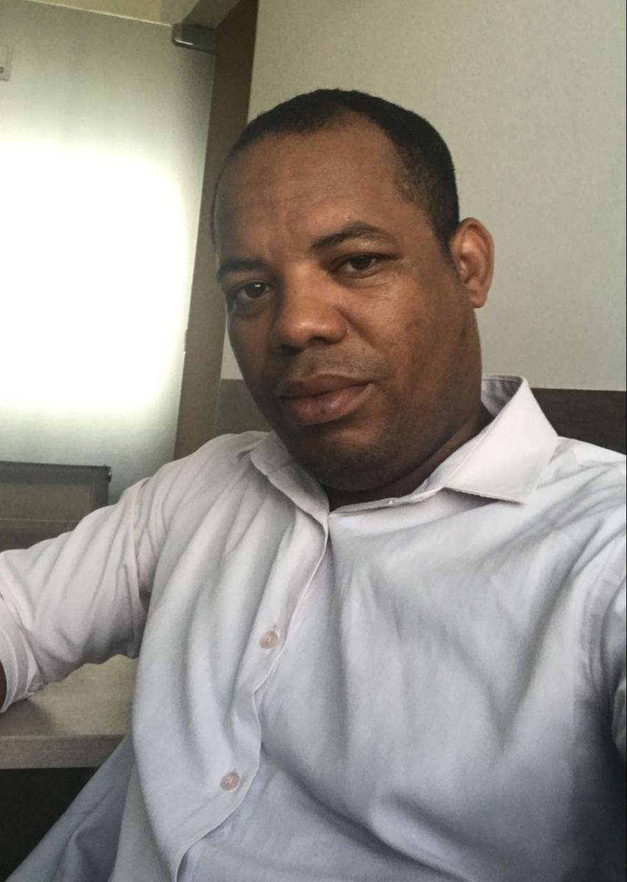 Dr Israel Coutinho