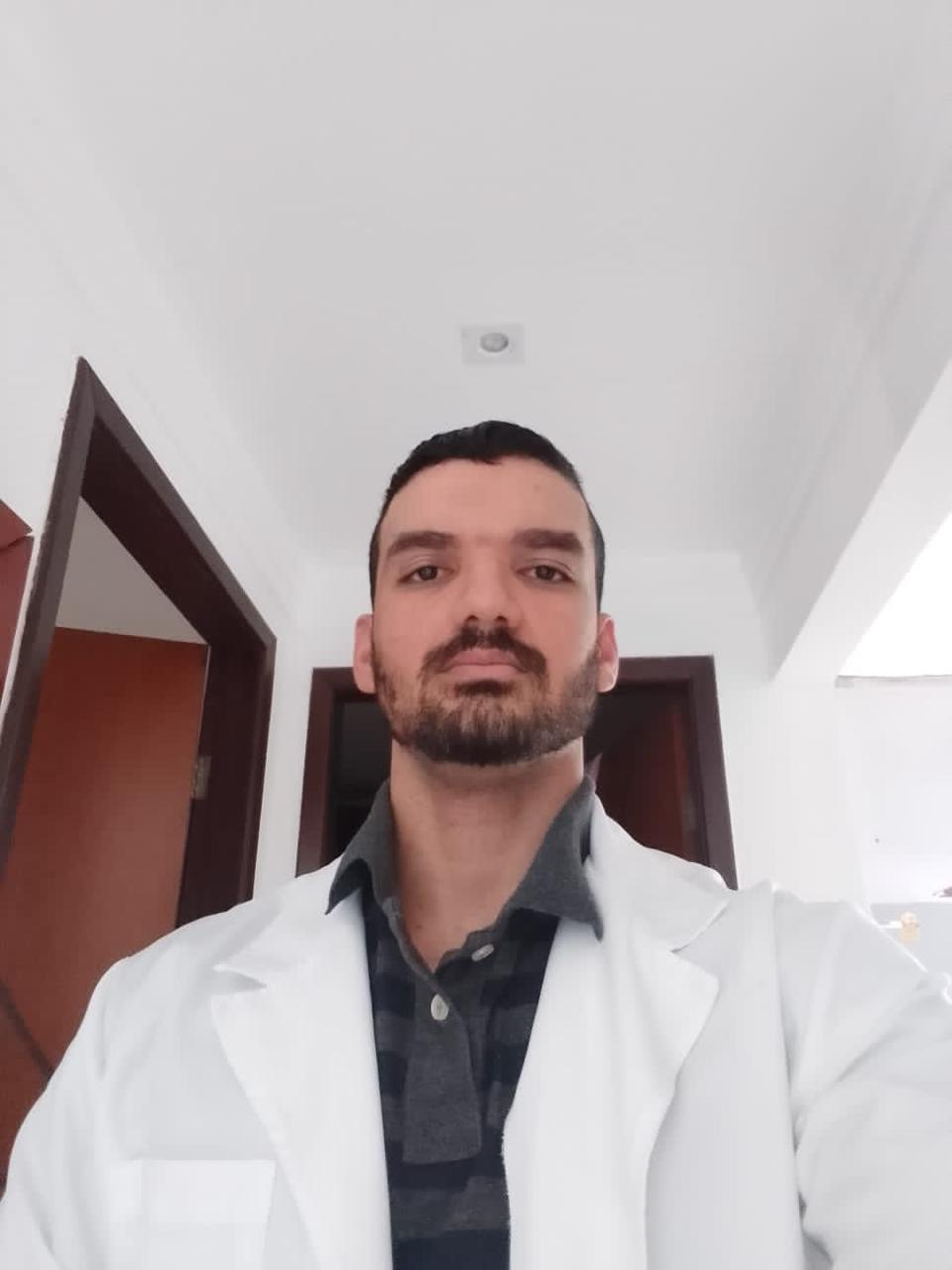 Dr Janmil Neves